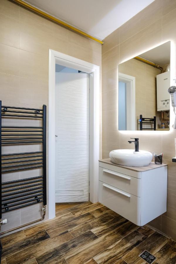 Mak Apartment - Free Parking - Balcony Сараево Екстериор снимка