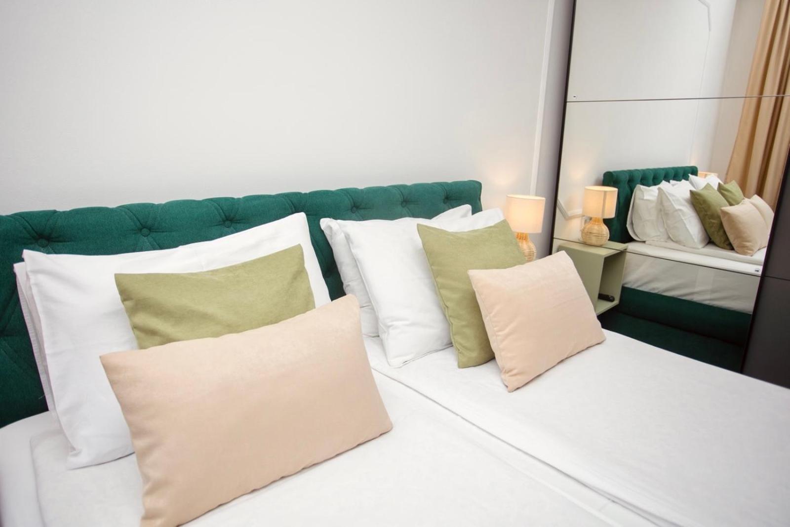 Mak Apartment - Free Parking - Balcony Сараево Екстериор снимка